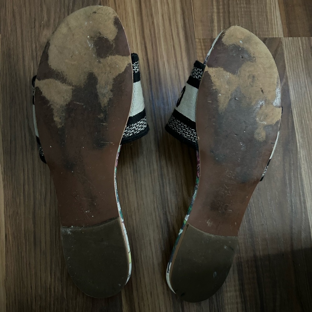 Dior Black and Cream Slide Sandals - Picture 7 of 10